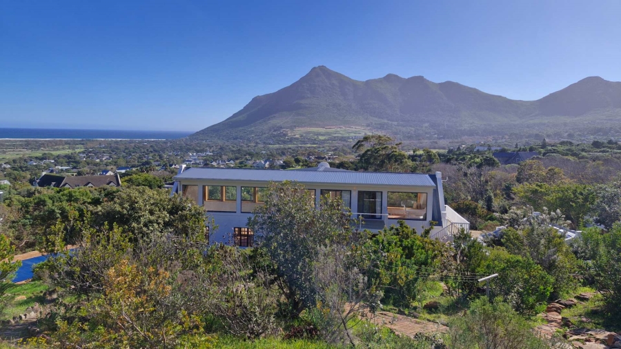 To Let 2 Bedroom Property for Rent in Noordhoek Western Cape